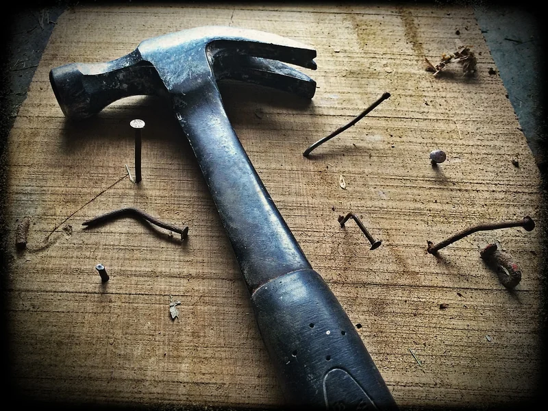 Les 3 méthodes pour rattraper le niveau d’un plancher bois