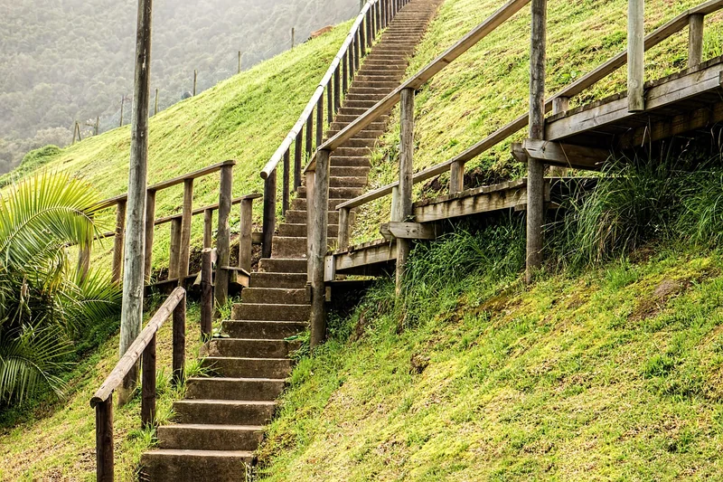 Monte-escalier Stannah occasion : une bonne affaire ?